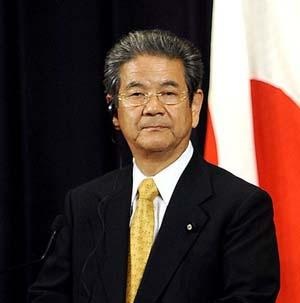 Nhật Bản phản đối máy bay Trung Quốc áp sát chiến hạm  - 1