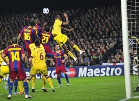 Đánh gục Arsenal, Barcelona tiến vào tứ kết - 3 Đánh gục Arsenal, Barcelona tiến vào tứ kết - 3