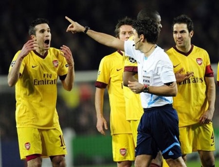 Đánh gục Arsenal, Barcelona tiến vào tứ kết - 4 Đánh gục Arsenal, Barcelona tiến vào tứ kết - 4