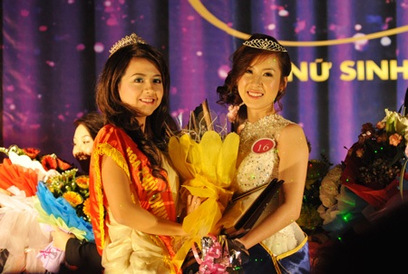 Nữ sinh khoa Nga đăng quang Hoa khôi ĐHNN - 15 Nữ sinh khoa Nga đăng quang Hoa khôi ĐHNN - 15