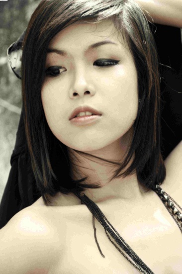 Á Vương Mister Việt Nam “tình tứ” bên Miss teen cộng đồng - 2 Á Vương Mister Việt Nam “tình tứ” bên Miss teen cộng đồng - 2
