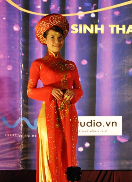 Nữ sinh khoa Nga đăng quang Hoa khôi ĐHNN - 2 Nữ sinh khoa Nga đăng quang Hoa khôi ĐHNN - 2