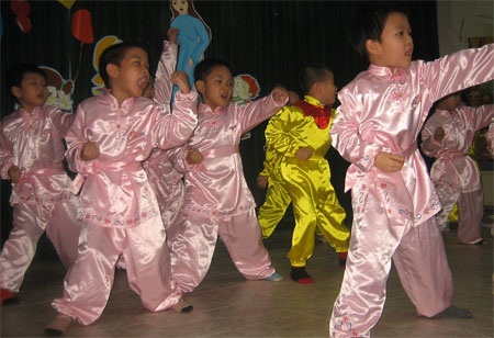 Giá cả đã “ứng vào” bữa ăn của trẻ mầm non - 1 Giá cả đã “ứng vào” bữa ăn của trẻ mầm non - 1