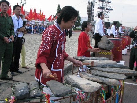 Năm du lịch quốc gia 2011: Đẩy mạnh du lịch biển, đảo - 10 Năm du lịch quốc gia 2011: Đẩy mạnh du lịch biển, đảo - 10