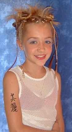 Sốc với bữa tiệc xa xỉ của nữ sinh cấp một - 2 Sốc với bữa tiệc xa xỉ của nữ sinh cấp một - 2