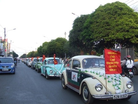 Tưng bừng lễ hội đường phố Buôn Ma Thuột - 7