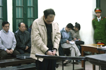 Giám đốc bán chung cư “ma”, lừa hàng chục tỷ đồng - 1 Giám đốc bán chung cư “ma”, lừa hàng chục tỷ đồng - 1