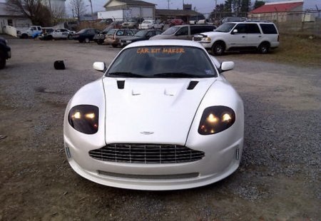 Có phải Aston Martin DBS? - 1 Có phải Aston Martin DBS? - 1