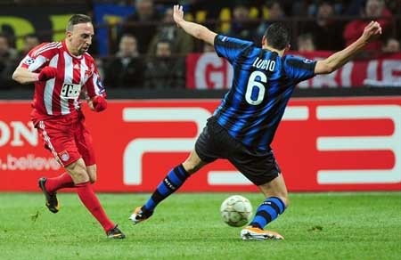 Inter liên tiếp mất quân trước giờ đụng Bayern - 1 Inter liên tiếp mất quân trước giờ đụng Bayern - 1