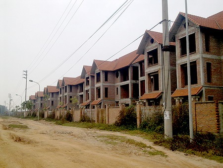 UBND xã bán đất cho dân có đúng không? - 1 UBND xã bán đất cho dân có đúng không? - 1