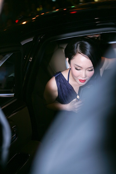 Vợ chồng Phạm Văn Phương đẹp đôi xuất hiện tại TPHCM - 1 Vợ chồng Phạm Văn Phương đẹp đôi xuất hiện tại TPHCM - 1