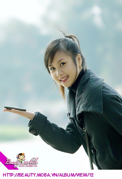 Người đẹp “Moba” khoe sắc cùng "dế" yêu - 16 Người đẹp “Moba” khoe sắc cùng "dế" yêu - 16