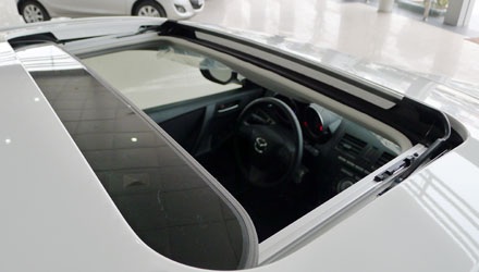 Mazda3 nhập khẩu chính hãng giá hơn 760 triệu đồng - 6 Mazda3 nhập khẩu chính hãng giá hơn 760 triệu đồng - 6