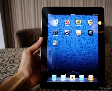 iPad 2 về Việt Nam với giá 1.700 USD - 1