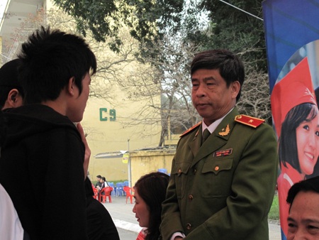 Quá 1m80 không được dự thi vào ngành Cảnh sát - 2