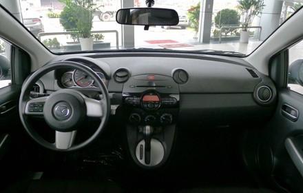 Fiesta, Yaris, Mazda2 - Cuộc chiến của những "chú lùn" - 15 Fiesta, Yaris, Mazda2 - Cuộc chiến của những "chú lùn" - 15