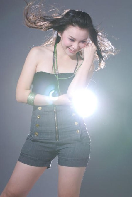 Style nhẹ nhàng lên ngôi trong mùa mới - 10 Style nhẹ nhàng lên ngôi trong mùa mới - 10