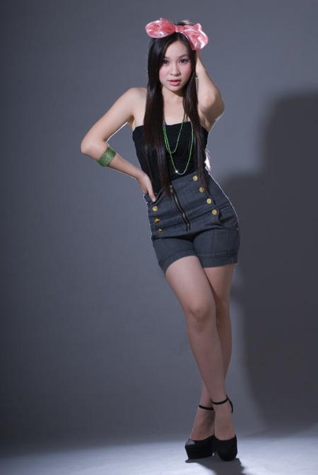 Style nhẹ nhàng lên ngôi trong mùa mới - 4 Style nhẹ nhàng lên ngôi trong mùa mới - 4