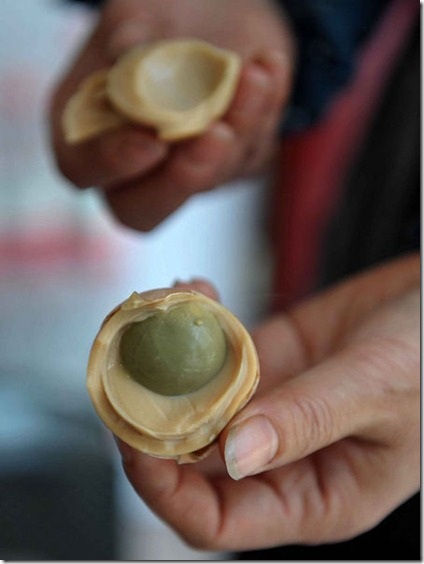 Luộc trứng bằng nước tiểu trẻ em - 4 Luộc trứng bằng nước tiểu trẻ em - 4