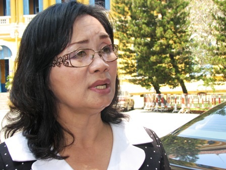 Người mẹ tóc bạc vái lạy xin chết thay con - 4