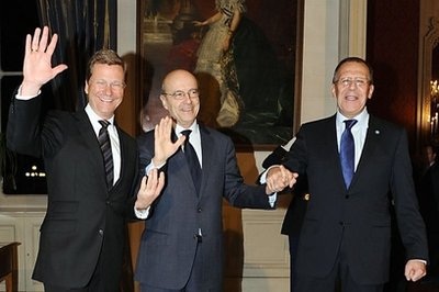 Chùm tin vắn qua ảnh  - 1