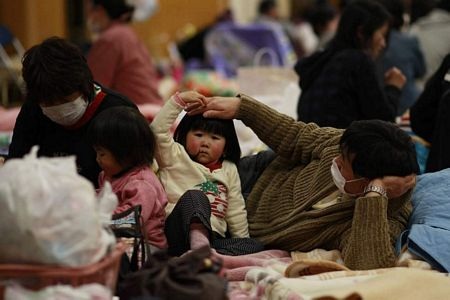 Những gương mặt trẻ thơ trong thảm họa ở Nhật - 4