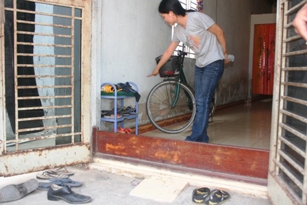 Thêm một “kênh Ba Bò” hôi thối, đặc quánh rác thải - 6