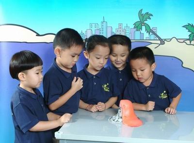 Phát triển kỹ năng sống cho tuổi lên 3 - 3 Phát triển kỹ năng sống cho tuổi lên 3 - 3