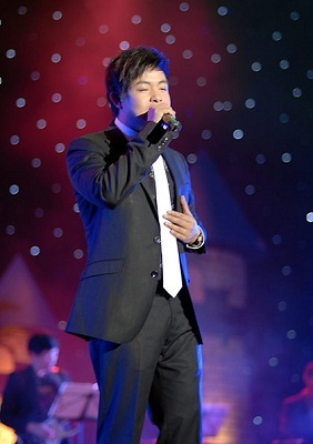 Quang Lê làm liveshow khủng tại Thành phố Hồ Chí Minh - 1 Quang Lê làm liveshow khủng tại Thành phố Hồ Chí Minh - 1