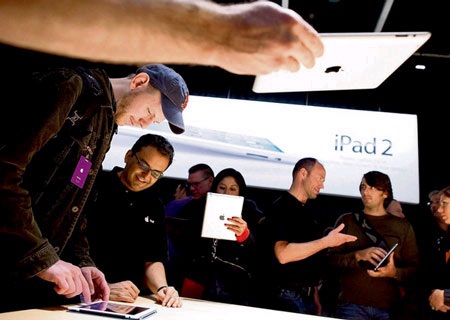 Mỹ: Chính quyền bang dùng iPad 2 thay giấy - 1 Mỹ: Chính quyền bang dùng iPad 2 thay giấy - 1
