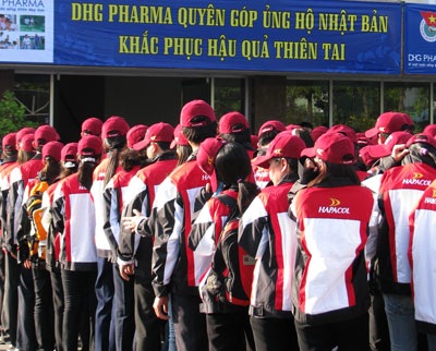 Đông đảo cán bộ, công nhân viên ủng hộ Nhật Bản - 1 Đông đảo cán bộ, công nhân viên ủng hộ Nhật Bản - 1