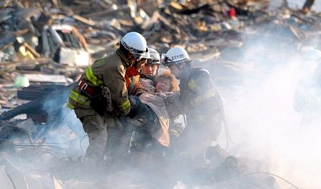 Những chia sẻ tâm huyết của bạn đọc Dân trí trước thảm họa của người Nhật - 1 Những chia sẻ tâm huyết của bạn đọc Dân trí trước thảm họa của người Nhật - 1