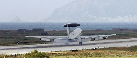 Những hình ảnh đầu tiên về chiến sự tại Libya - 14 Những hình ảnh đầu tiên về chiến sự tại Libya - 14
