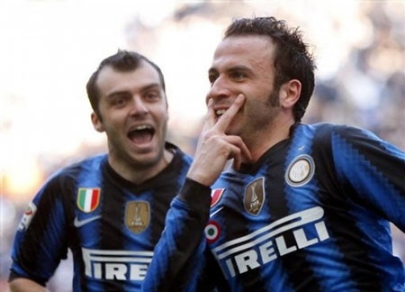 Thắng nhẹ Lecce, Inter “phả hơi nóng” lên AC Milan - 1 Thắng nhẹ Lecce, Inter “phả hơi nóng” lên AC Milan - 1