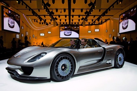 Porsche 918 Spyder - Giá “chát” cho siêu xe hybrid - 1 Porsche 918 Spyder - Giá “chát” cho siêu xe hybrid - 1