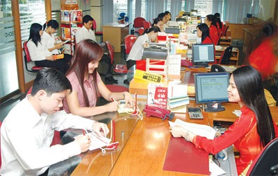 Xu hướng dồn tiền vào kỳ hạn ngắn - 1 Xu hướng dồn tiền vào kỳ hạn ngắn - 1