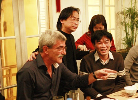 HLV Calisto bí mật về Việt Nam chia tay học trò - 12