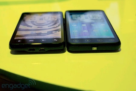 “Anh em” HTC EVO 3D và EVO 4G “đọ dáng” - 7