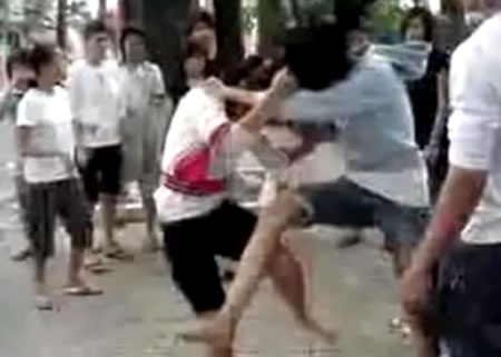 Những “lỗ hổng” trong giáo dục nhân cách trẻ em - 1 Những “lỗ hổng” trong giáo dục nhân cách trẻ em - 1