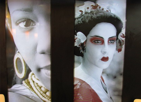 “Khoe” cá tính và đẳng cấp với kính in tranh - 3