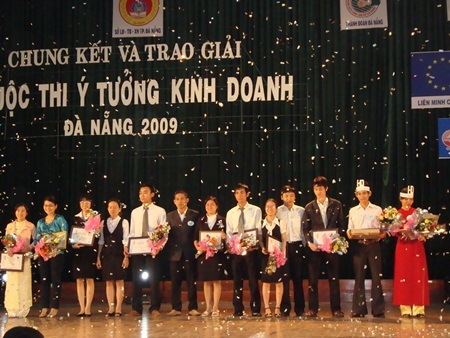 Chuyện chàng Đoàn viên say mê... gà rừng  - 1