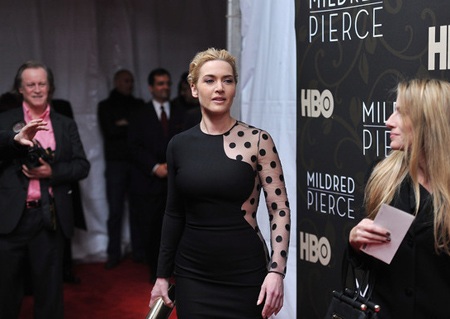 Kate Winslet “đọ dáng” với Evan Rachel Wood - 3 Kate Winslet “đọ dáng” với Evan Rachel Wood - 3