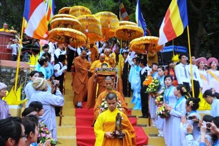 Tham dự 1 trong 15 lễ hội văn hóa đặc sắc nhất Việt Nam - 6