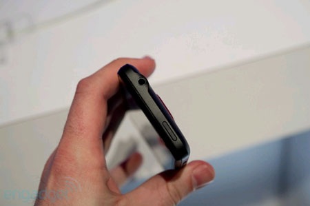 Ngắm hình ảnh thực tế “siêu phẩm” HTC EVO 3D - 15