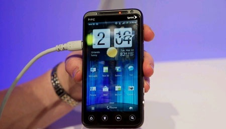 Ngắm hình ảnh thực tế “siêu phẩm” HTC EVO 3D - 3