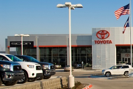 Toyota đang sản xuất tại Bắc Mỹ với nhiều mẫu xe đẳng cấp. Đây là một bước đột phá của tập đoàn này trong việc mở rộng thị trường và tăng cường sản xuất. Hãy cùng xem hình ảnh liên quan để tìm hiểu thêm về sự đa dạng và tiện nghi của các sản phẩm này.