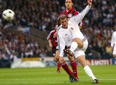 Mesut Oezil, hạt nhân phục hưng đế chế Real Madrid - 4 Mesut Oezil, hạt nhân phục hưng đế chế Real Madrid - 4