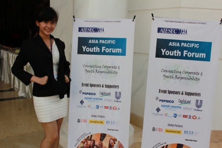 Ngắm Diễm Trang năng động tại Diễn đàn trẻ châu Á - 1