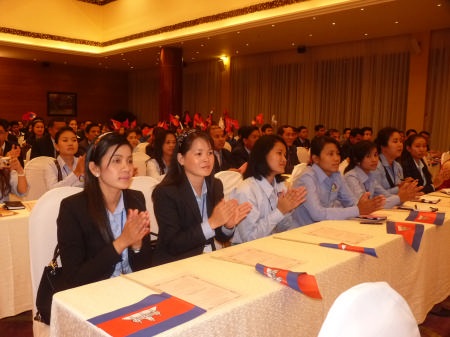 Gặp gỡ hữu nghị Thanh niên Việt Nam - Lào - Campuchia 2011 - 5