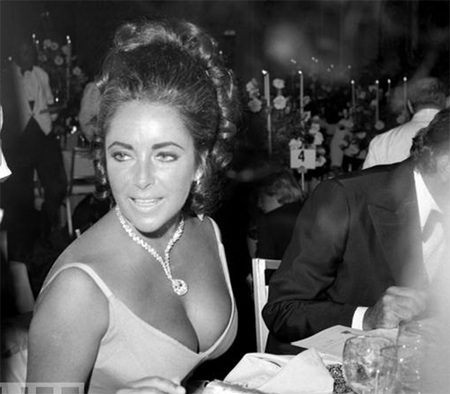 Elizabeth Taylor - biểu tượng của sự gợi cảm - 16 Elizabeth Taylor - biểu tượng của sự gợi cảm - 16